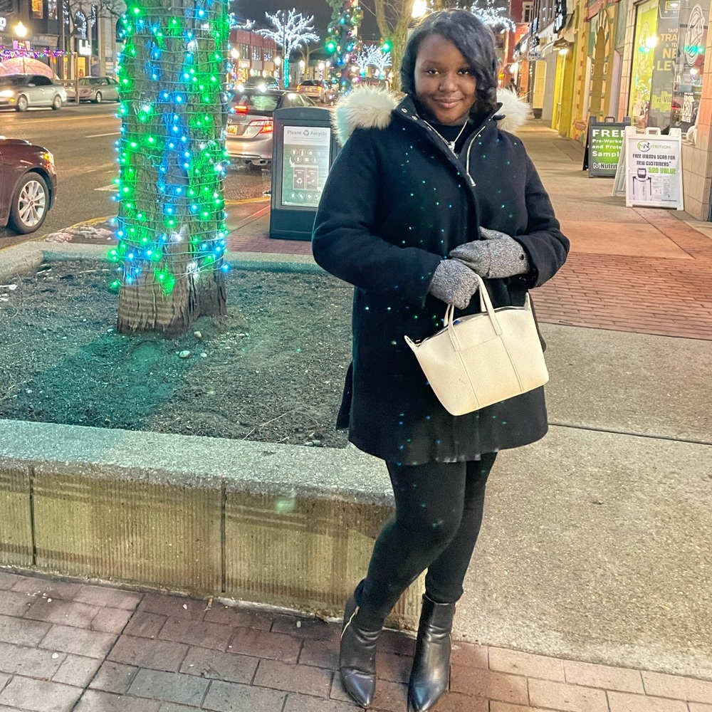 Meet your Posher, I am